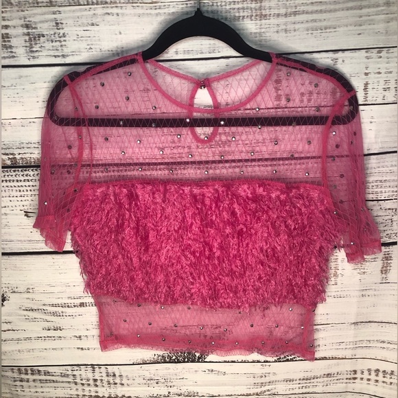 💓Pink Ruffled Crop Top size Large💓 - Picture 2 of 12